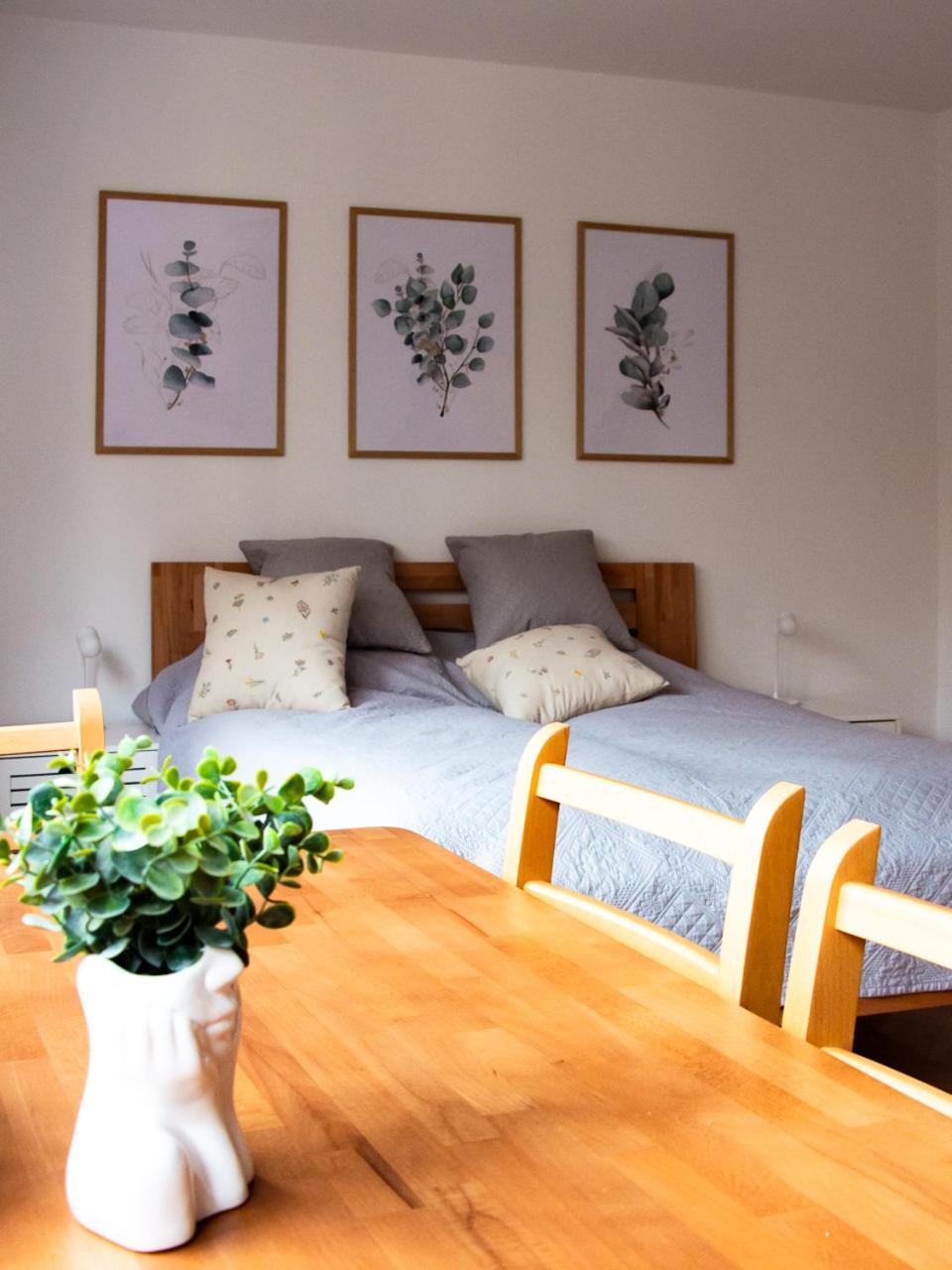 Cheyf Modern In Center Apartman